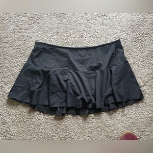 Lands' End Black Bubble Bathings suit Skirt size 16